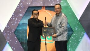 Pimpin Transformasi Listrik Hijau, Dirut PLN Raih The Most Inspiring ESG Corporate Leader