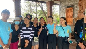 Kumpulkan 108 Kg Sampah Plastik, Social Project Bali Gotong Royong Bersihkan Pantai Padanggalak