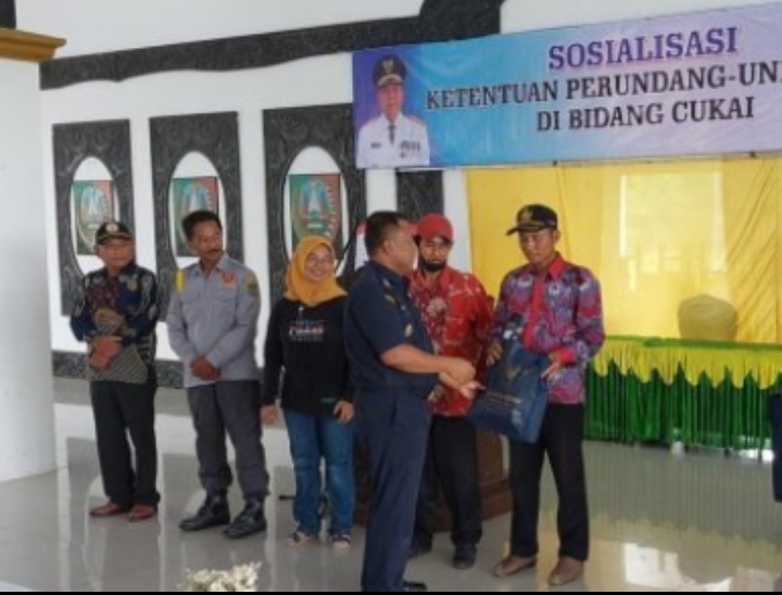 Libatkan Masyarakat Berantas Peredaran Rokok Ilegal, Pemkab Jombang Gelar Sosialisasi UU Bidang Cukai