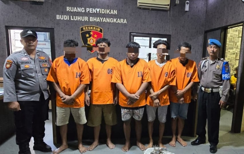 Polres Pelabuhan Tanjung Perak  Amankan Komplotan Pencuri Kabel Milik PT. Telkom di Asemrowo Surabaya