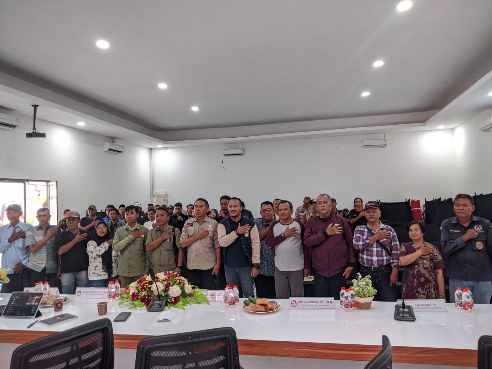 KPUD Lumajang dan Media Menggelar Persiapan Publikasi Pemilihan Bupati dan Wakil Bupati Pilkada Serentak 2024