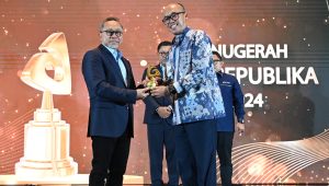 Komitmen Jalankan Bisnis Berkelanjutan, PLN Sabet Dua Penghargaan ESG