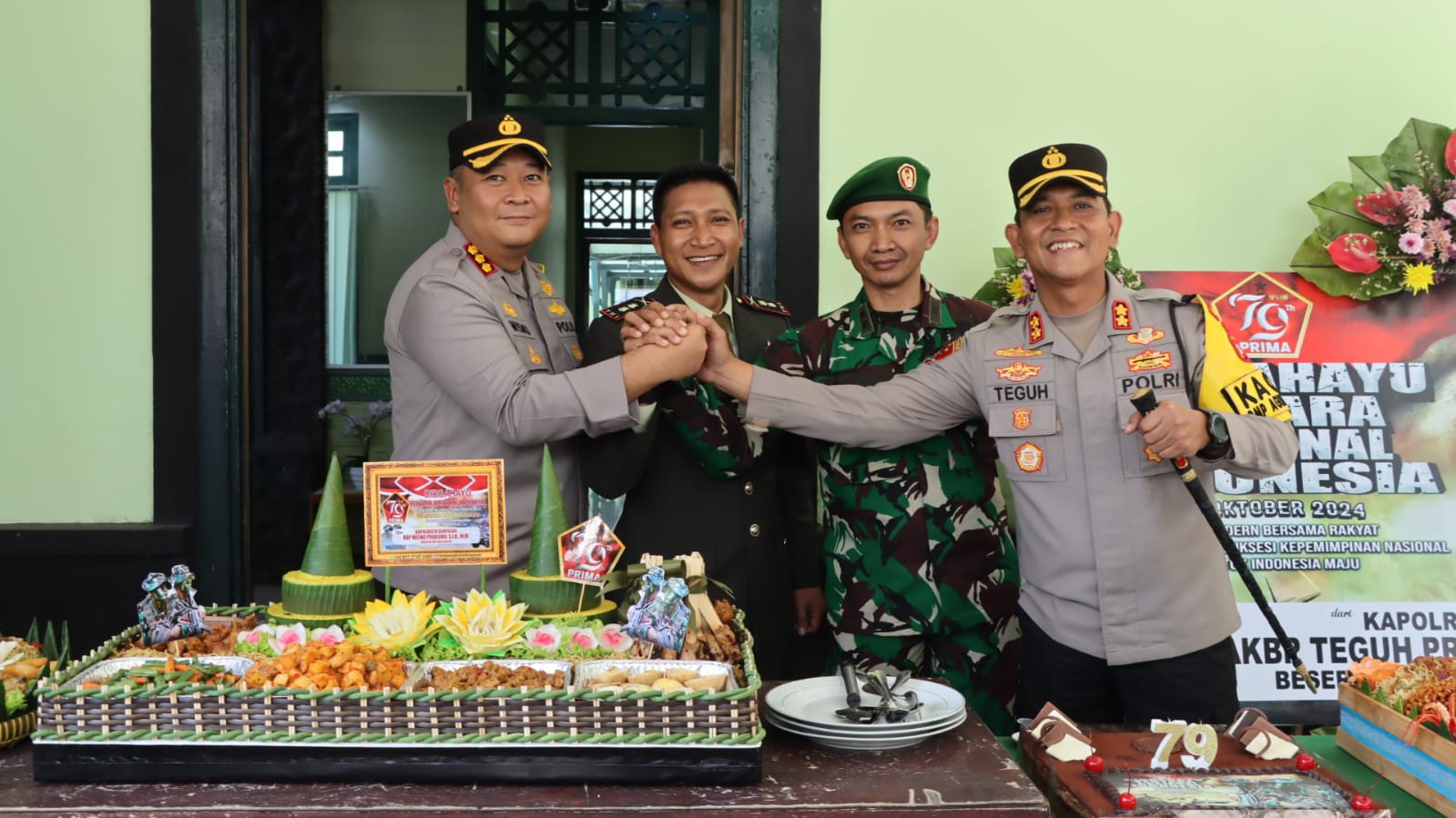 Suprise Sinergitas TNI-POLRI HUT TNI ke-79 dari Kapolresta Denpasar, Kapolres Badung, dan Kapolres Kawasan Bandara ke Kodim 1611/Badung
