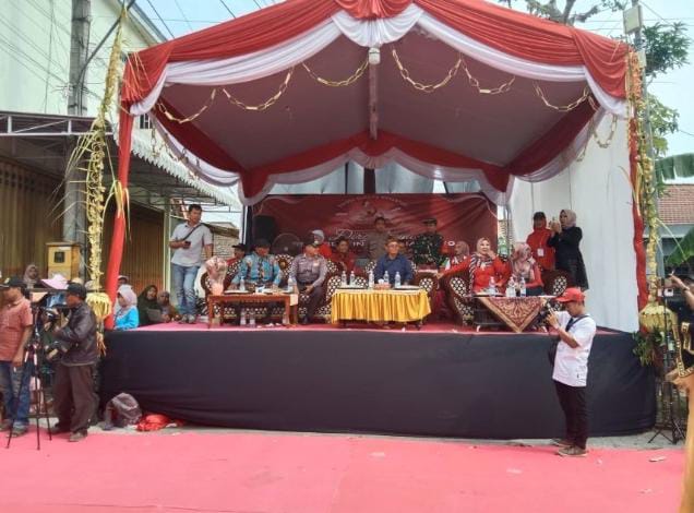 Memperingati HUT RI Ke 79 Pemdes Kepuh Gelar Pawai Budaya