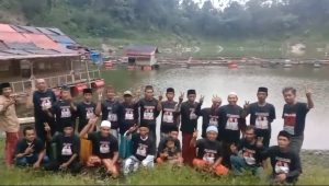 Tiap Malam Jumat, Petani Lereng Gunung Lemongan Doa Bersama di Ranu Lading, Untuk Kemenangan Bunda Indah