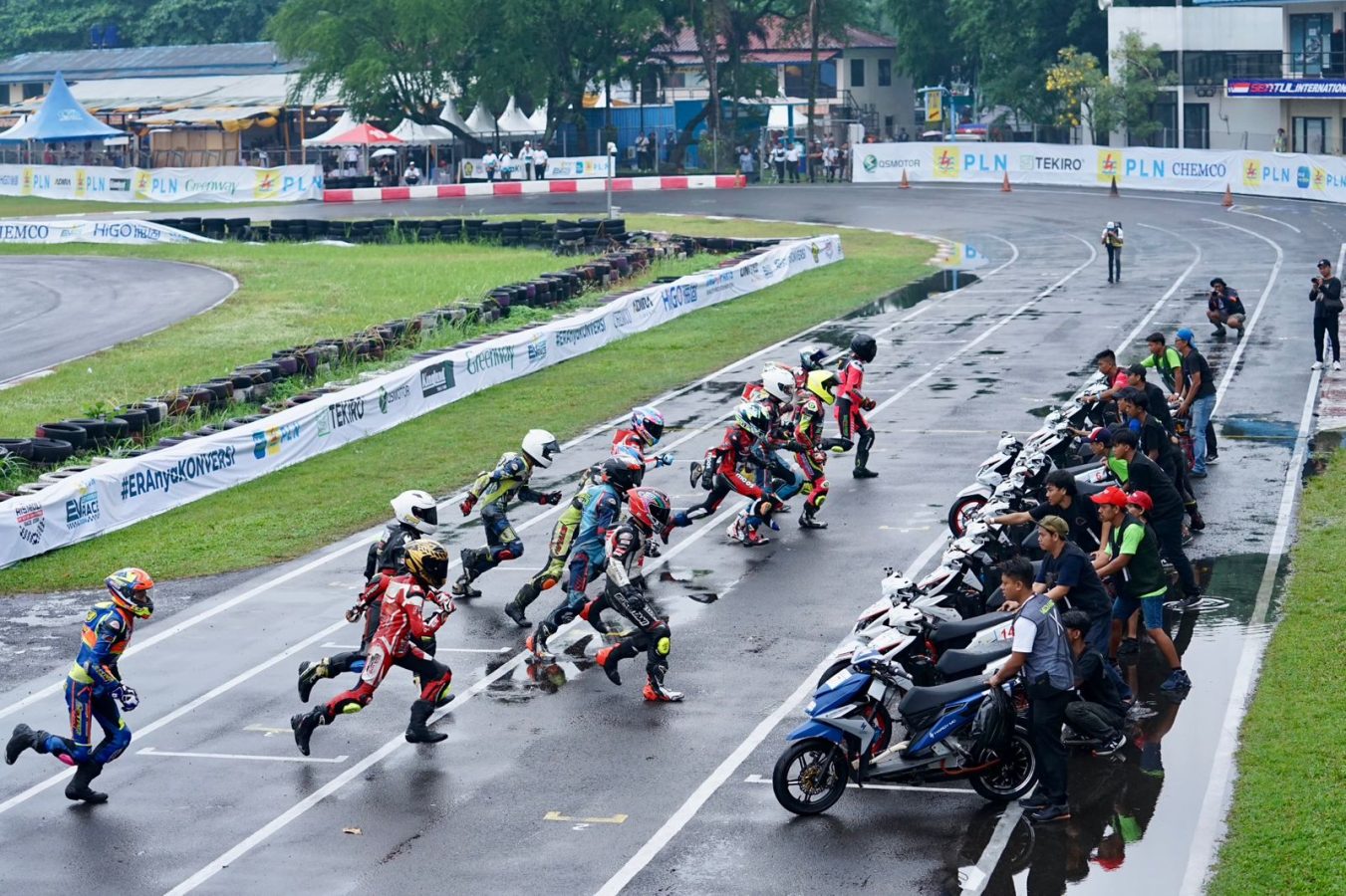 PLN dan Kementerian ESDM _Gaspol_, Balap Motor Listrik Konversi Putaran Ke-2 Sukses Digelar di Bogor