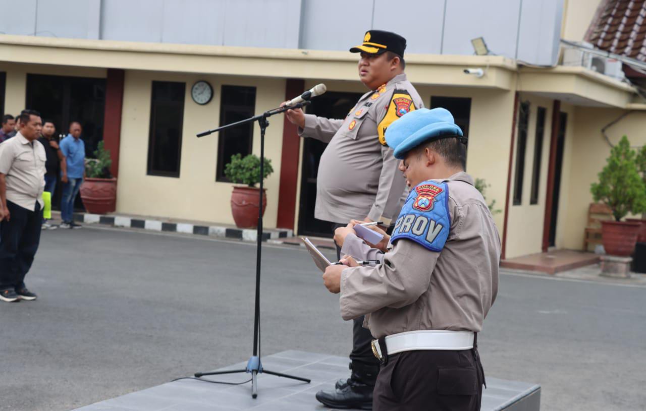 Jelang Pelantikan Presiden, Polres Pamekasan Gelar Apel Siaga Satu