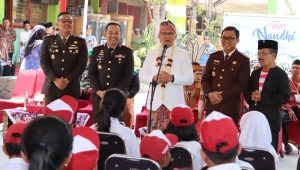 Polres Batu dan Forkopimda Gelar Program “KWB Bergizi” Dukung Program Pemerintah Tingkatan Gizi Anak Sekolah