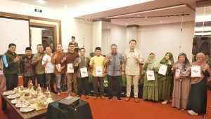 Paslon HD Jalin Kedekatan dengan Persis dan Persistri Kota Bandung