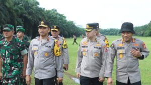 Kapolda Jabar Tinjau Lokasi Bencana di Sukabumi dan Salurkan Bantuan