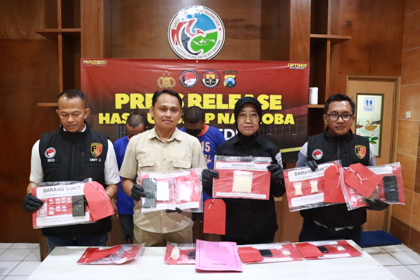 Polres Kediri Ungkap Peredaran Narkoba 16 Tersangka Diamankan