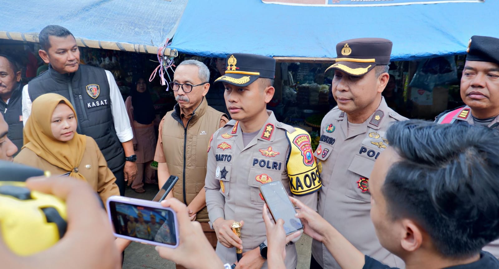 Kapolres Bersama Diskoperindag Sidak Pasar, Cek Ketersedian Bahan Pokok dan Harga Sembako di Pasaran