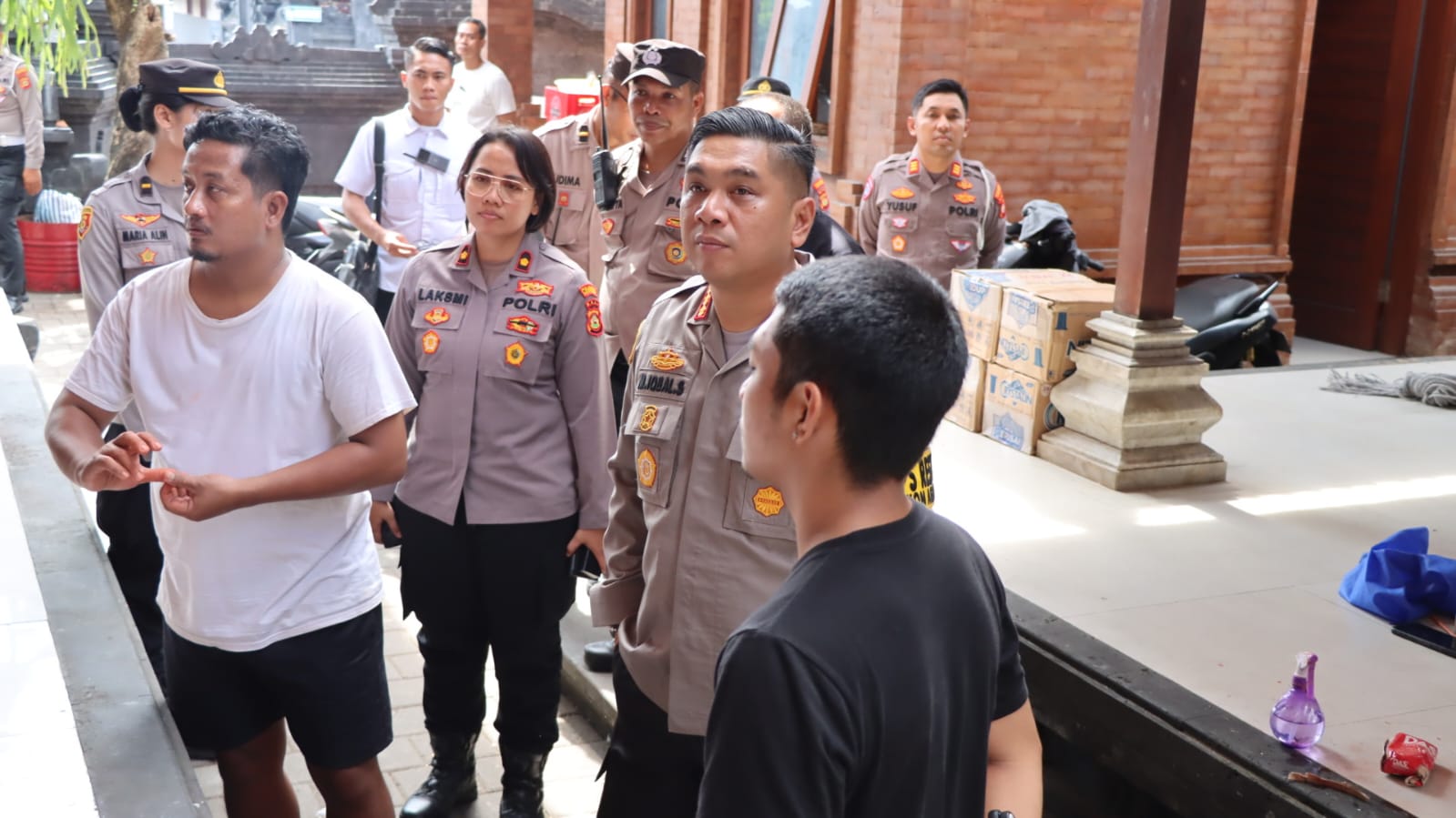 Kapolresta Denpasar Kunjungi Balai Br. Padangsambian, Tinjau Proses Pembuatan Ogoh-Ogoh