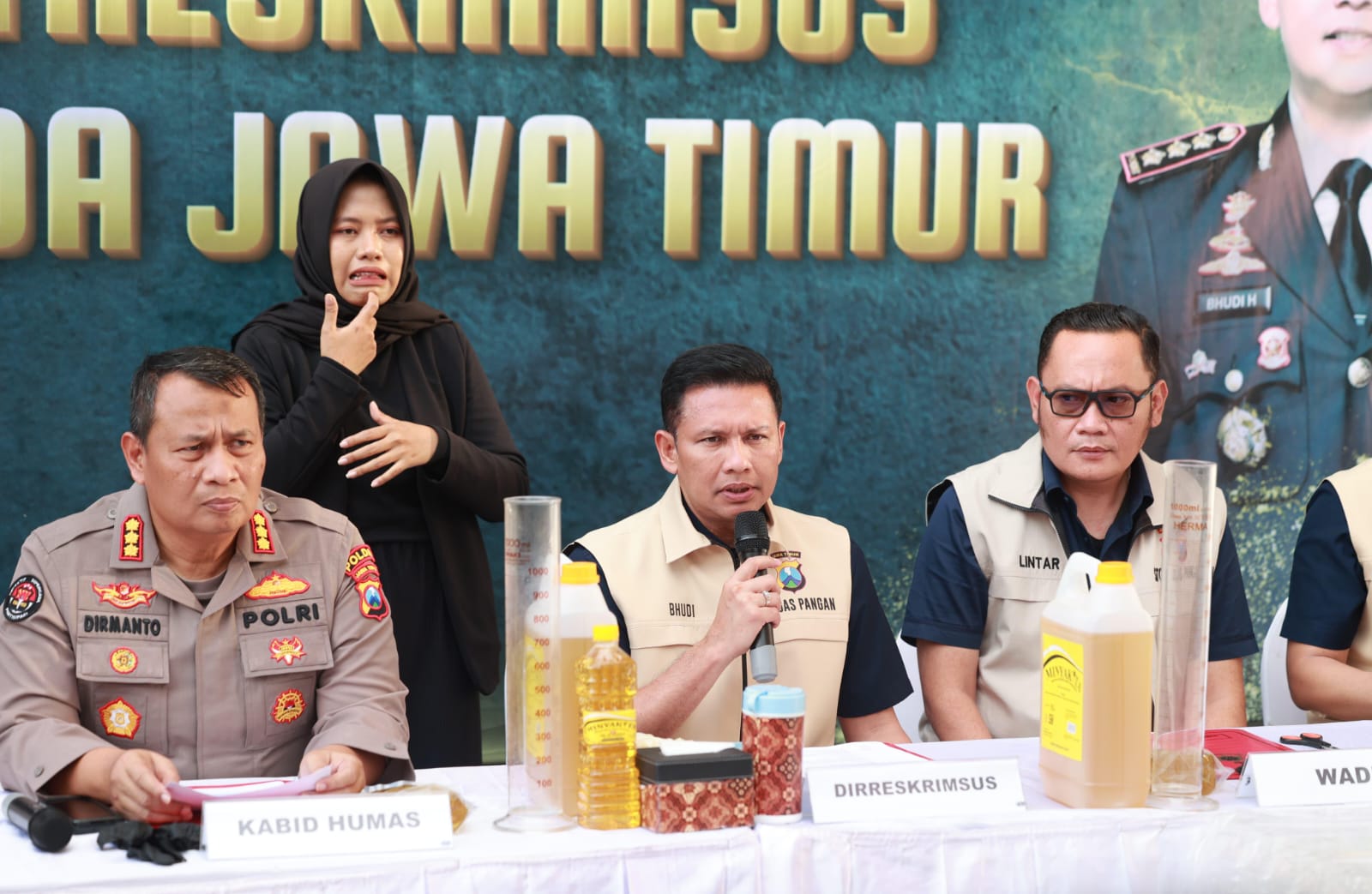 Polda Jatim Ungkap MinyaKita Palsu, Dua Home Industry di Sampang dan Surabaya Digrebek