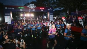 Ribuan Pelari Meriahkan Run for Humanity 2025 di Balai Kota Bandung