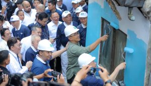Tanpa Dana Negara, 500 Rumah Tak Layak Huni di Bandung Direnovasi