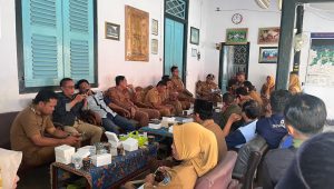 Kecamatan Kraksaan Kabupaten Probolinggo, melaksanakan Rapat Koordinasi Percepatan Pembentukan Koperasi Merah Putih