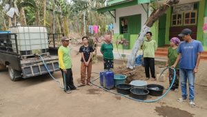 Desa Tulupari Darurat Air Bersih, Masyarakat Berharap DPRD Probolinggo Bisa Berikan Solusi Nyata