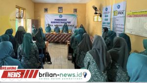 PEMBINAAN ADMINISTRASI TP PKK DESA WIDORO KECAMATAN KREJENGAN