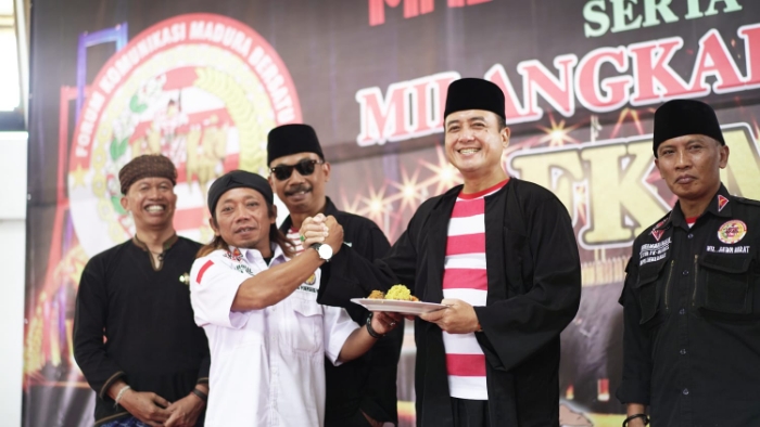 Pagelaran Budaya Madura-Sunda Warnai Harlah FKMB ke-3, Bandung Tegaskan Diri sebagai Kota Inklusif