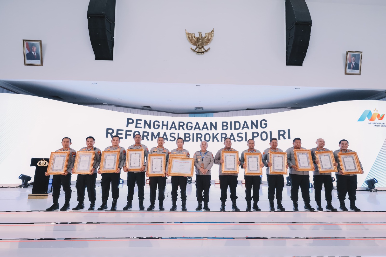 Polres Bangkalan Raih Penghargaan Pelayanan Prima