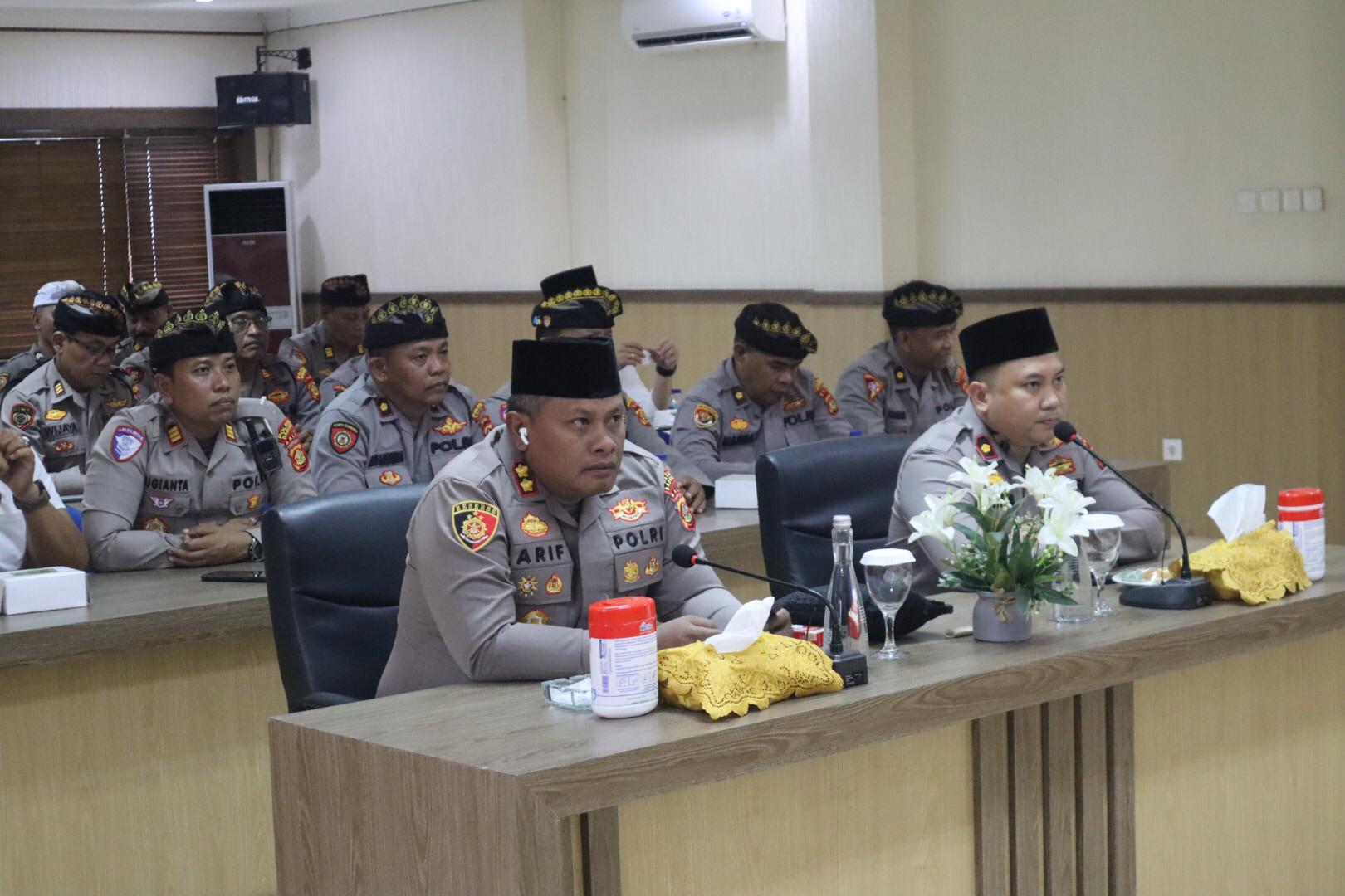 Perkuat Pondasi Spiritual, Polres Badung Ikuti Doa Bersama Lintas Agama Secara Virtual