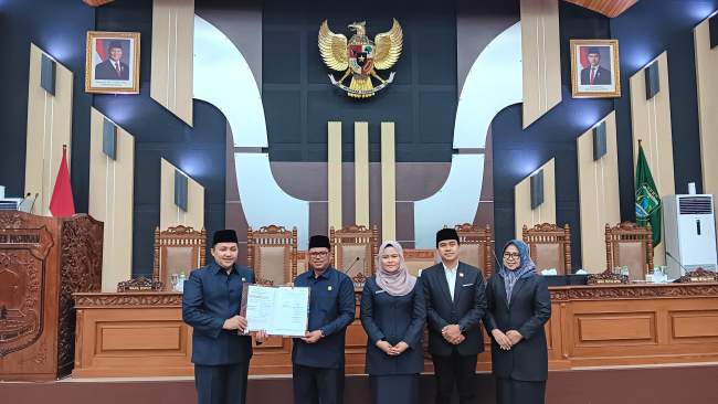 DPRD Kabupaten Pasuruan Gelar Sidang Paripurna Sahkan Perubahan APBD 2025
