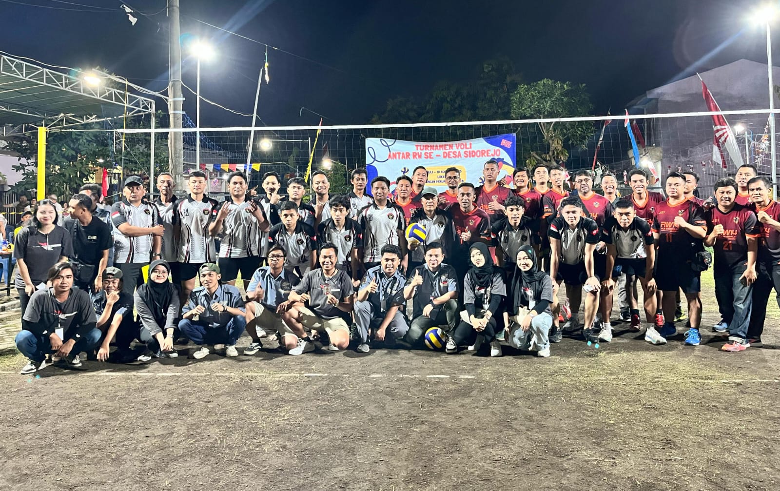 RW 14 Tembus Final Turnamen Voli Antar-RW Desa Sidorejo, Bekuk RW 10 di Laga Panas Semifinal