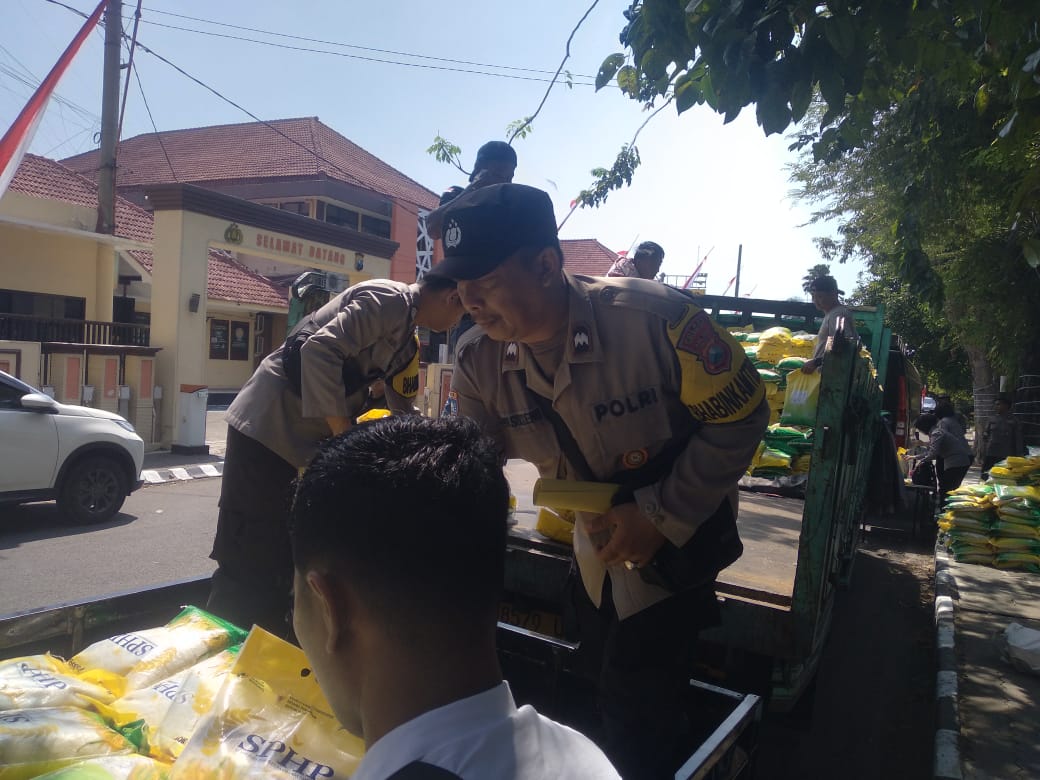 Dukung Program Stabilisasi Harga Pangan, Polres Probolinggo Kota Gelar Gerakan Pangan Murah