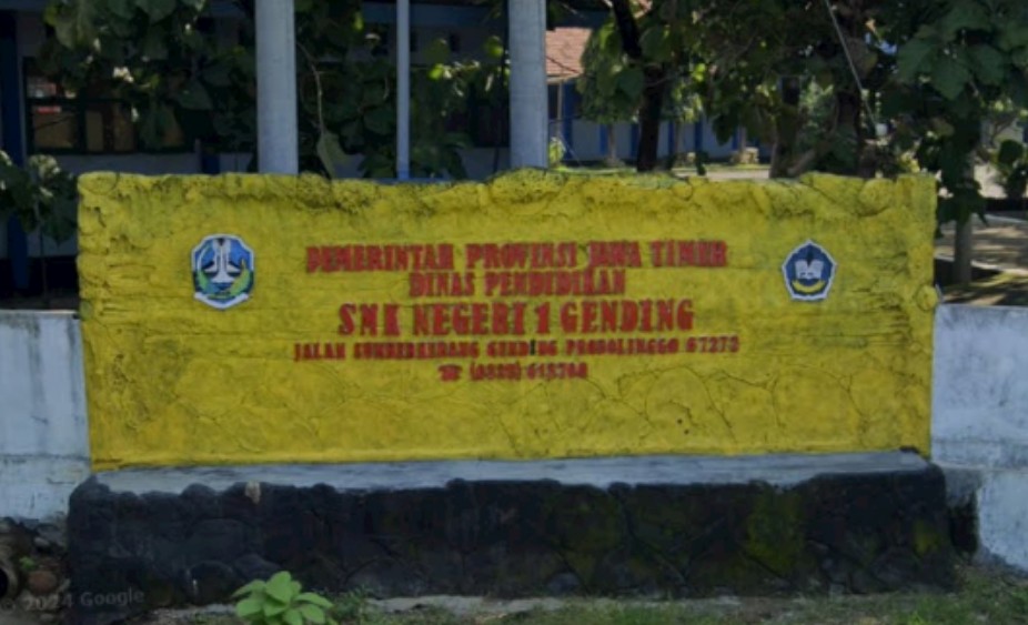 SMKN 1 Gending Tegaskan Tak Ada Pungli PKL, Biaya Hanya untuk BPJS Ketenagakerjaan