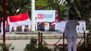 Khidmat, Upacara Penurunan Bendera HUT ke-80 RI di Balai Kota Bandung