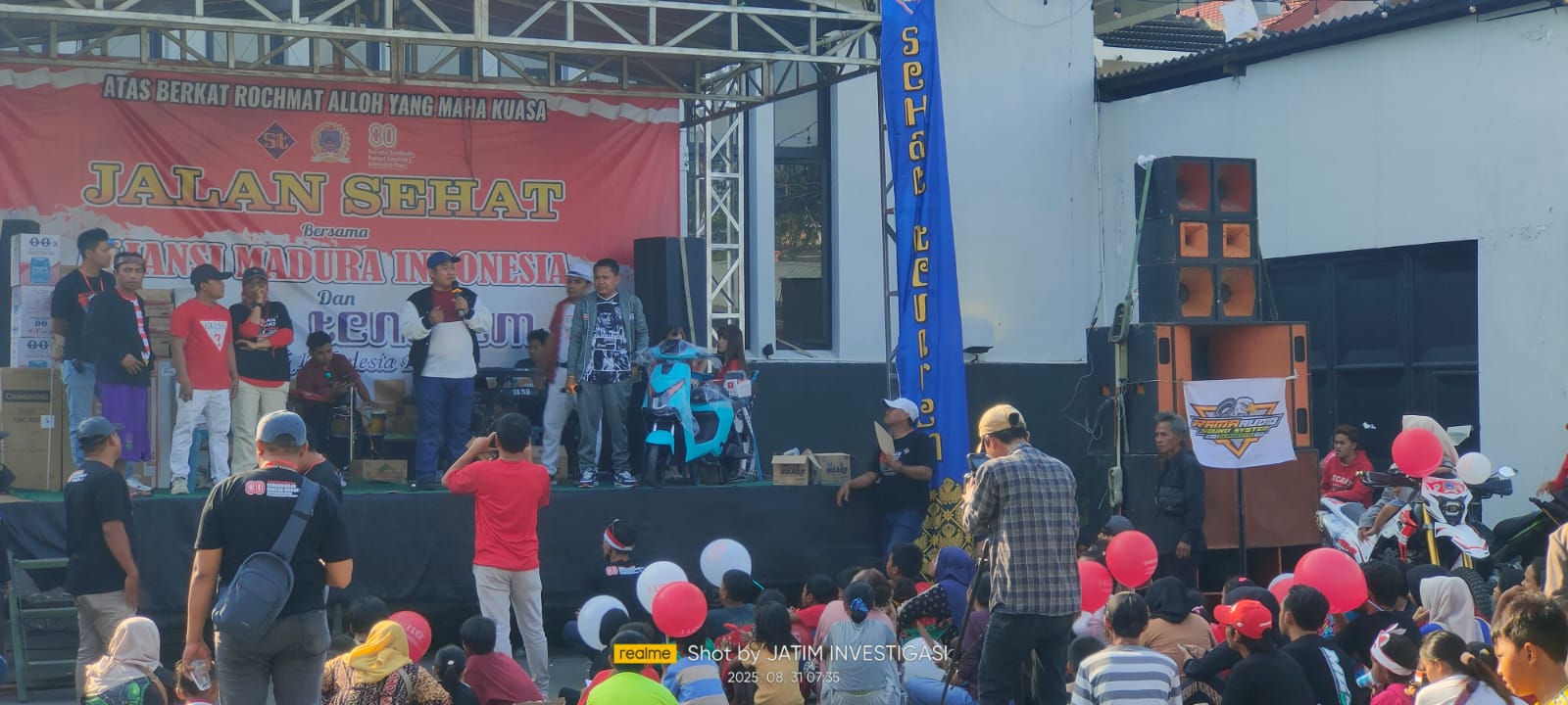 Ribuan Warga Meriahkan Jalan Sehat Aliansi Madura Indonesia, Hadiah Utama Sepeda Listrik dan Ratusan Doorprize