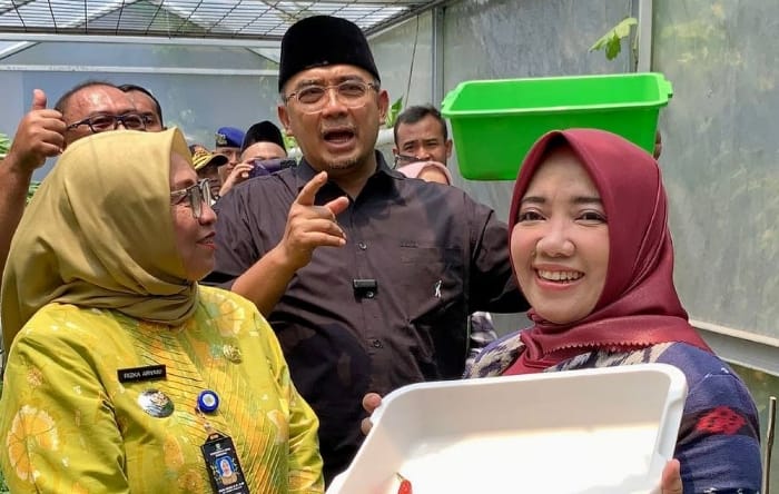 Kolaborasi Pentahelix Solusi Responsif di Siskamling Siaga Bencana Cihapit