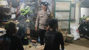 Polsek Grati Intensifkan Patroli Dialogis, Sosialisasikan Bahaya Judi Online, Premanisme, dan Kenakalan Remaja