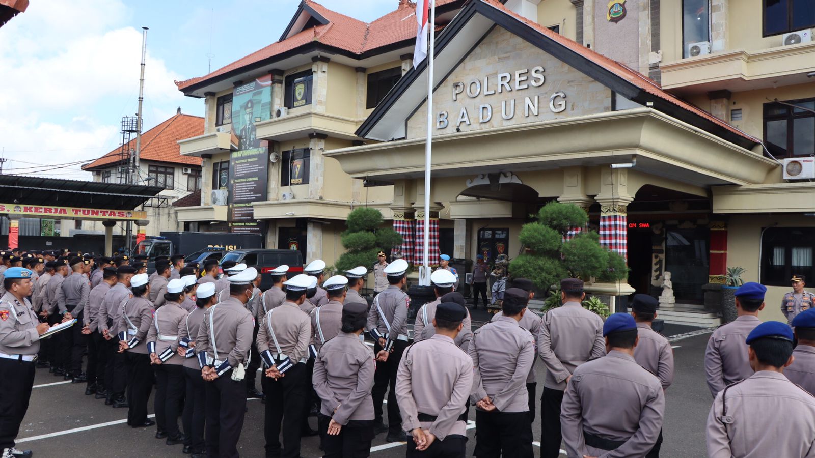 Hindari Gaya Hidup Hedon dan Jaga Marwah Institusi Polri Pesan Wakapolres Badung