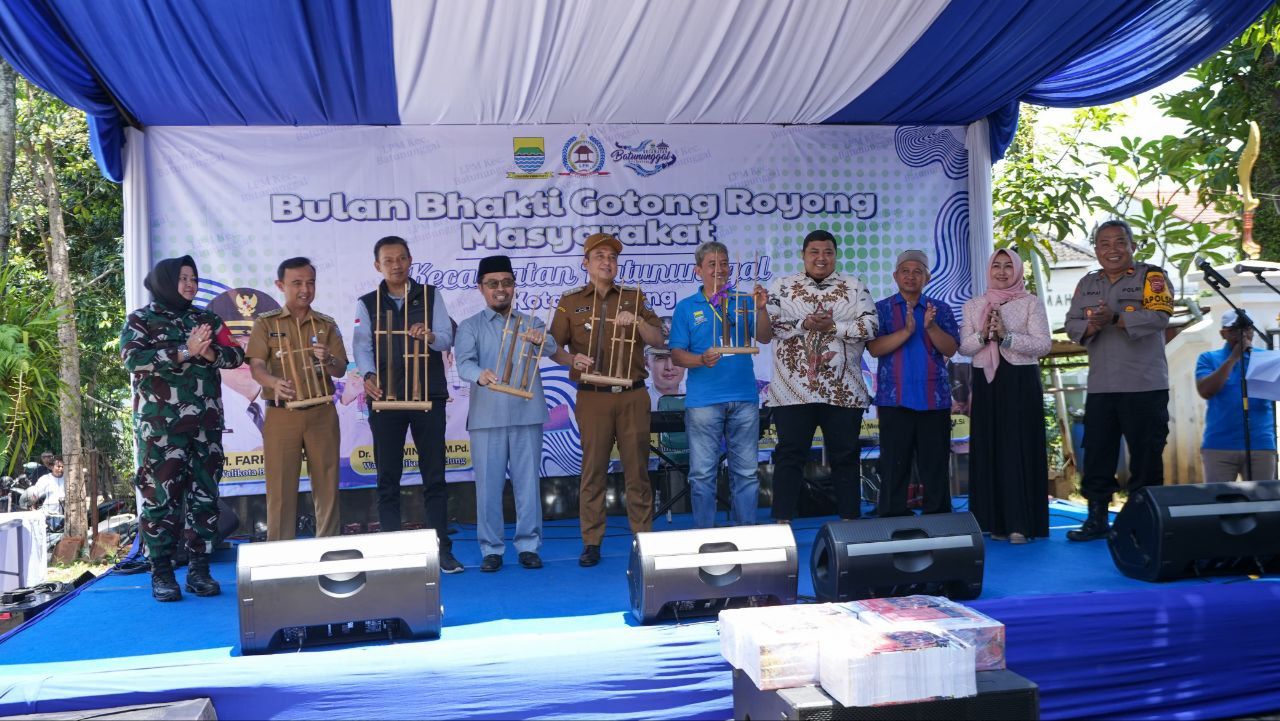 Agus Andi Angkat Peran LPM Sebagai Garda Terdepan Pembangunan Warga