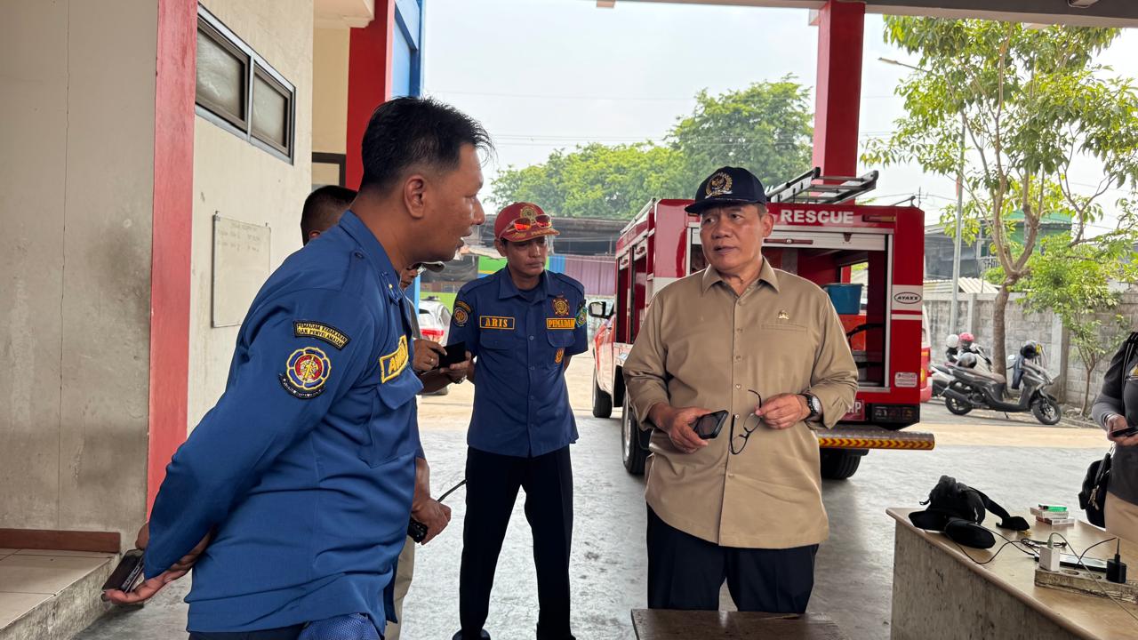 Bambang Haryo Minta Pemkab Sidoarjo Beri Perhatian Petugas Damkar