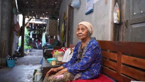 Semangat Hari Sumpah Pemuda, PLN Berbagi Terang untuk Masyarakat di Berbagai Daerah Sambut HLN ke-80