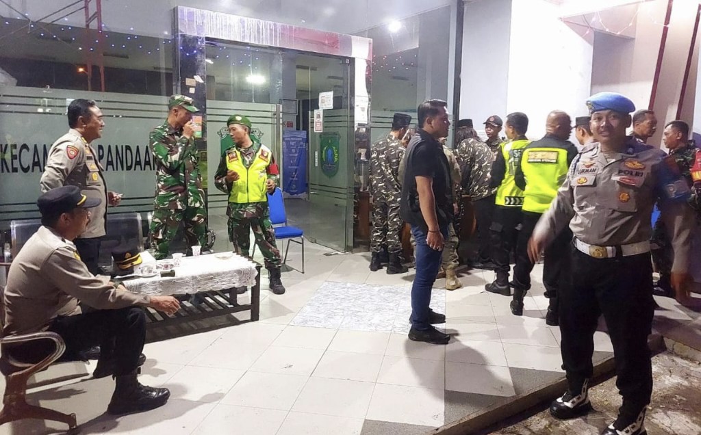 Polres Pasuruan Gelar Patroli Skala Besar Cegah Gangguan Kamtibmas Malam Akhir Pekan