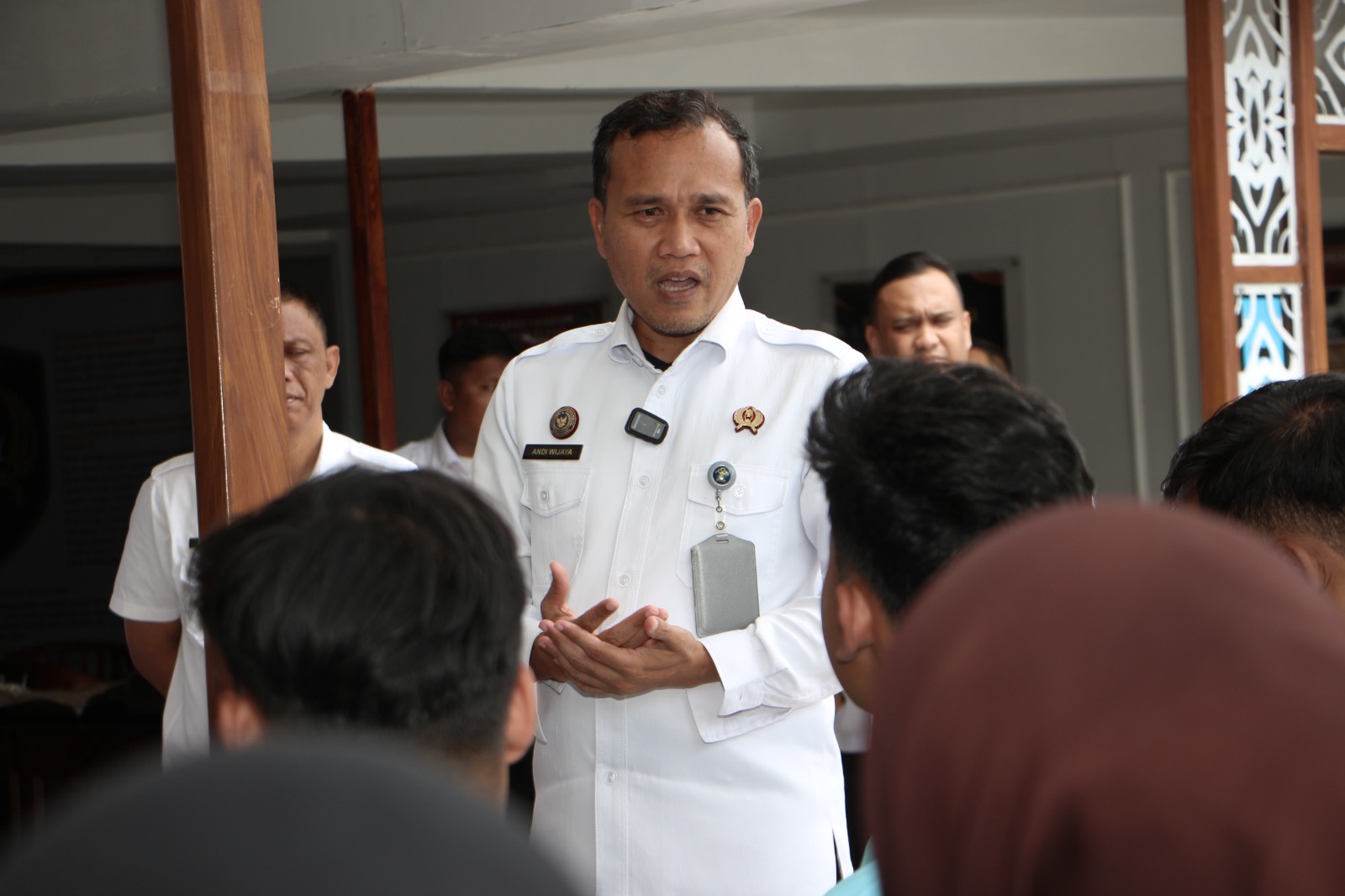 Kenalkan Menu Sehari-Hari WBP, Kalapas Ajak Makan Bersama Peserta Magang Nasional Batch II Rasakan Masakan Dapur Lapas