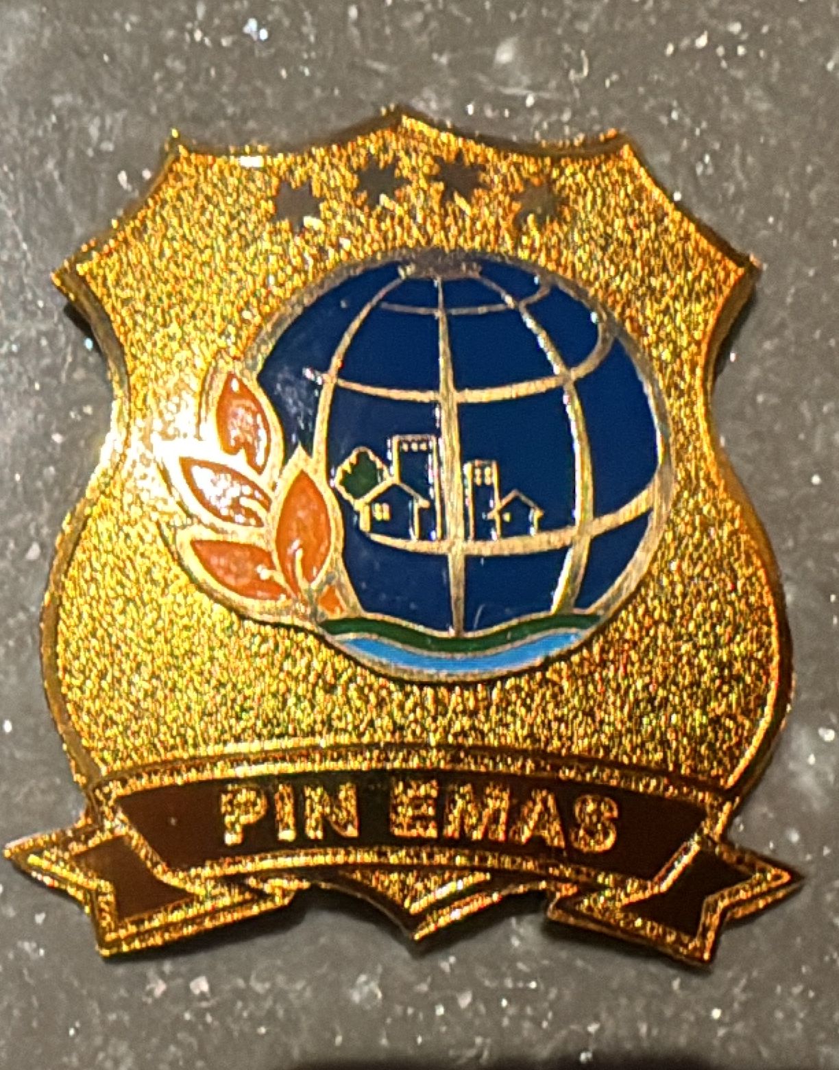 Polda Bali Terima Pin Emas Kementerian ATR/BPN