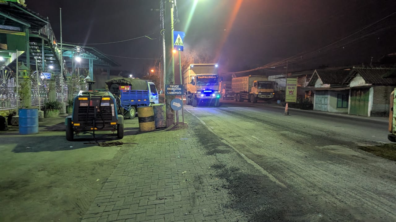 Perbaikan Jalan Provinsi di Ruas Bambe–Legundi Rampung, PUPR Jatim Pastikan Titik Tersisa Digarap Pekan Depan