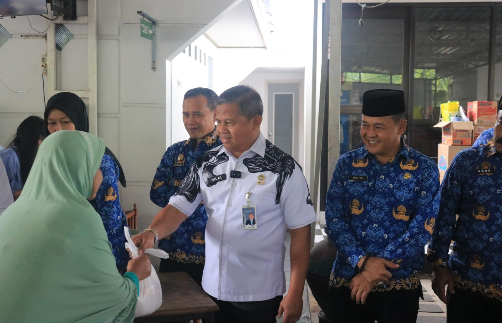 Kalapas Pemuda Madiun Hadiri Kegiatan Bakti Sosial di Lapas I Madiun Bersama Direktur Teknologi Informasi dan Kerja Sama Pemasyarakatan
