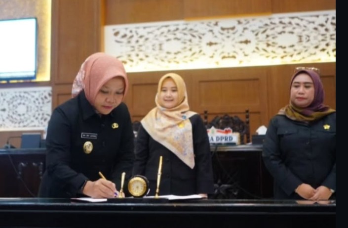 DPRD Kota Probolinggo Tetapkan Raperda Penyertaan Modal Perseroda Bahari Tanjung Tembaga