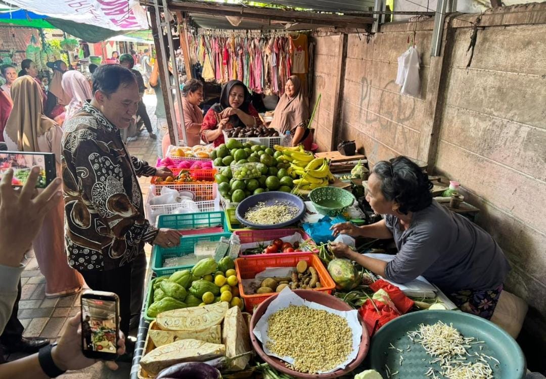 Dorong Keberpihakan pada Pasar Rakyat, Bambang Haryo Apresiasi Pasar Wonorejo Polak