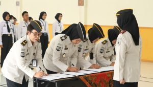 Wujudkan Kerja Nyata dan Pelayanan Prima, Rutan Perempuan Surabaya Gelar Penandatanganan Perjanjian Kinerja Tahun 2026