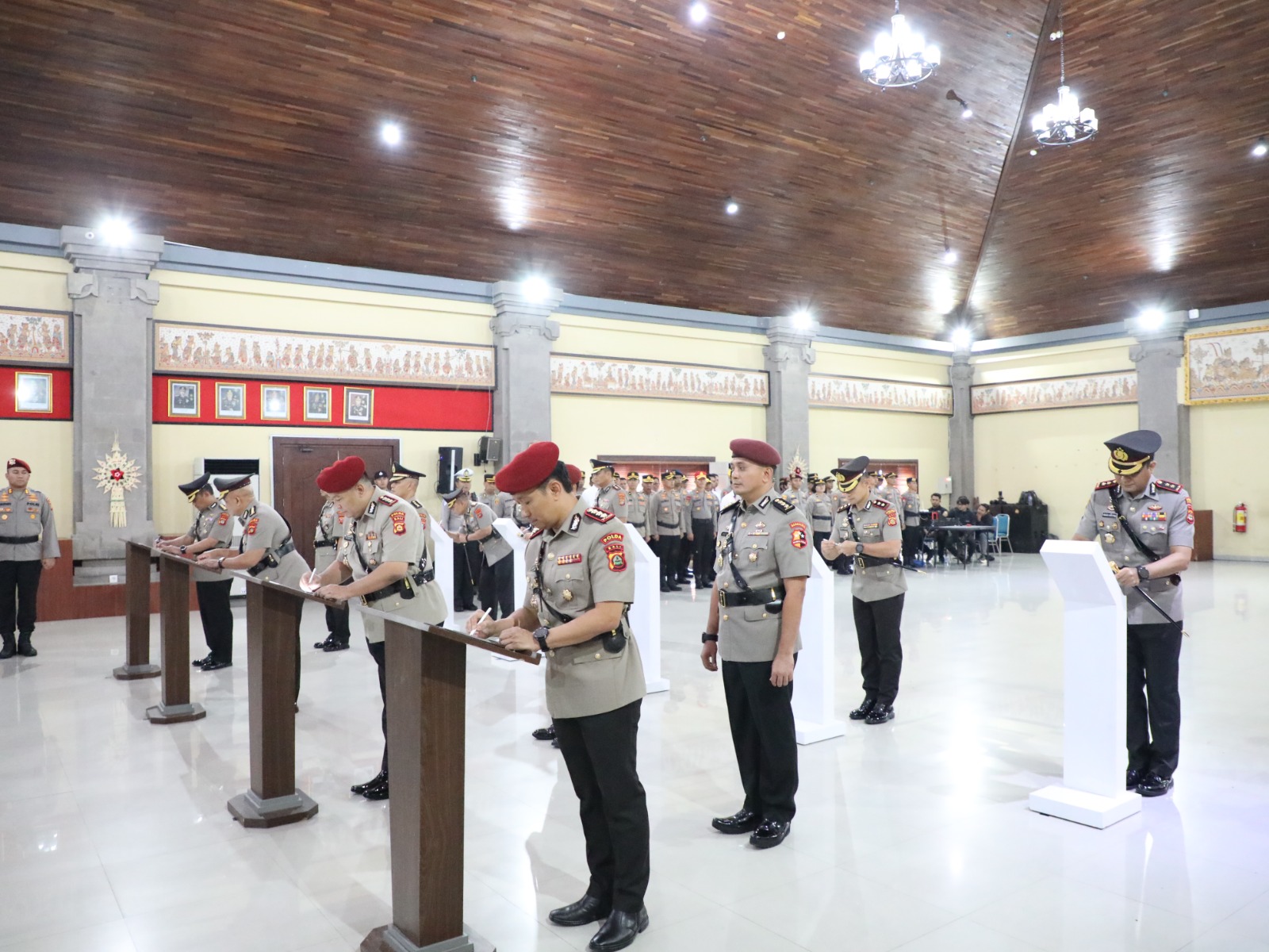 AKBP Joseph Edward Purba Resmi Jabat Kapolres Badung