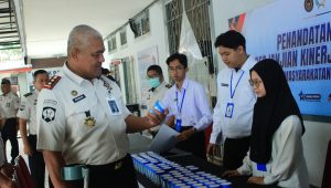 Komitmen Bersih Narkoba, Lapas Bondowoso Laksanakan Tes Urine Massal