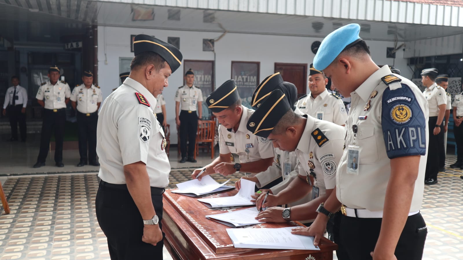 Lapas Ngawi Ikuti Apel Bersama Secara Virtual dan Laksanakan Penandatanganan Deklarasi Janji Kinerja Pegawai