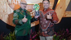 Wujudkan Inovasi Hijau Berkelanjutan, PLN UIP JBTB Sabet Penghargaan Platinum di Indonesia Green Awards 2026